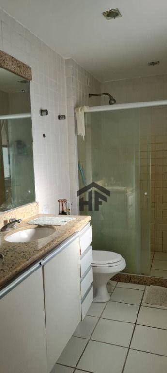 Apartamento para alugar com 4 quartos, 192m² - Foto 15