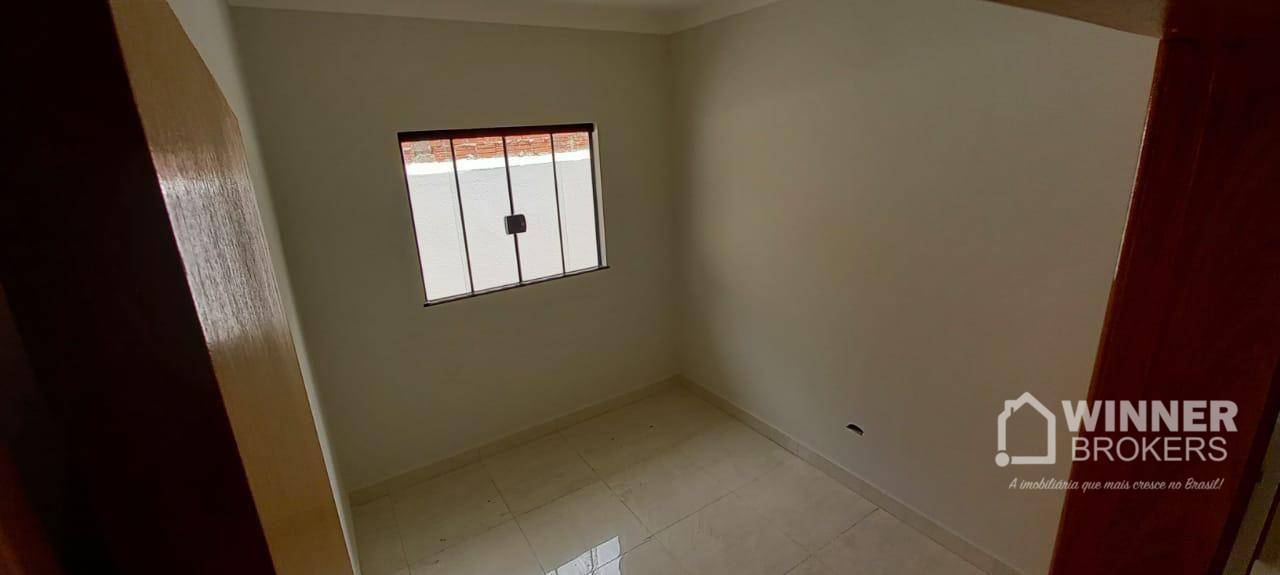 Casa à venda com 3 quartos, 75m² - Foto 20