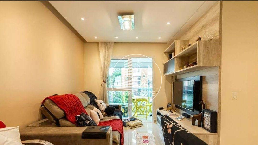 Apartamento à venda com 2 quartos, 65m² - Foto 2