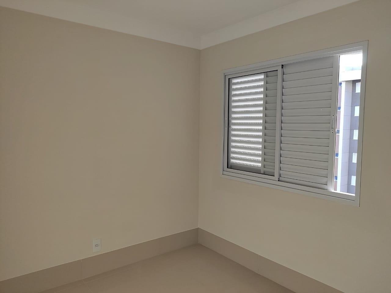 Apartamento à venda com 3 quartos, 123m² - Foto 7