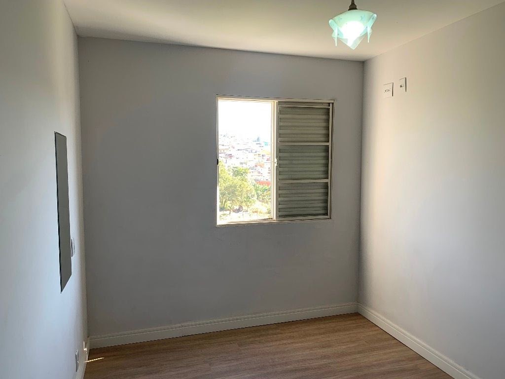 Apartamento à venda com 2 quartos, 60m² - Foto 13