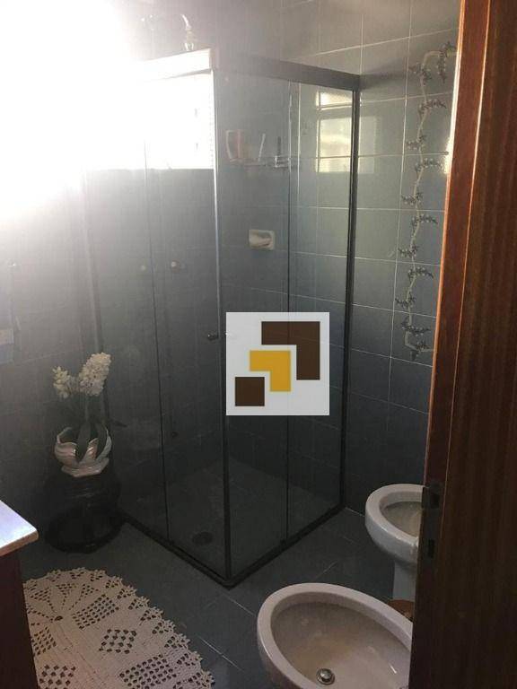 Apartamento à venda com 3 quartos, 123m² - Foto 18