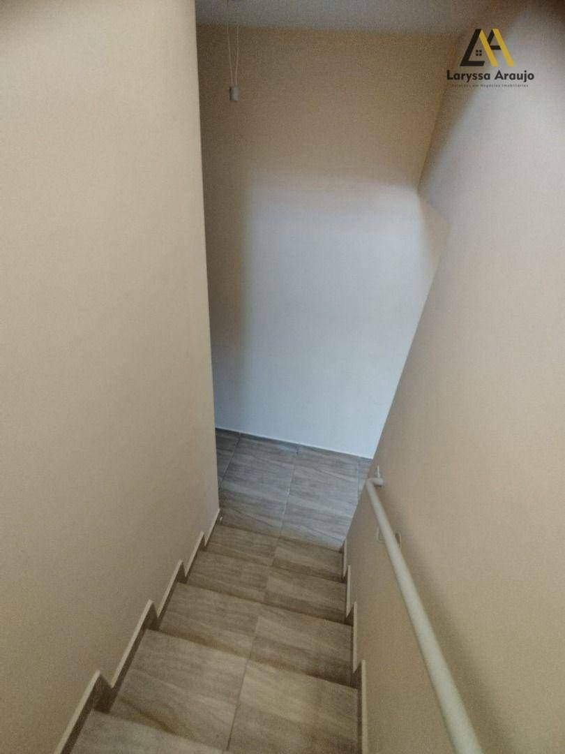 Sobrado à venda com 2 quartos, 70m² - Foto 12