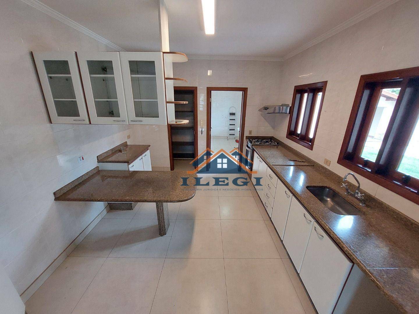 Casa para alugar com 5 quartos, 427m² - Foto 14