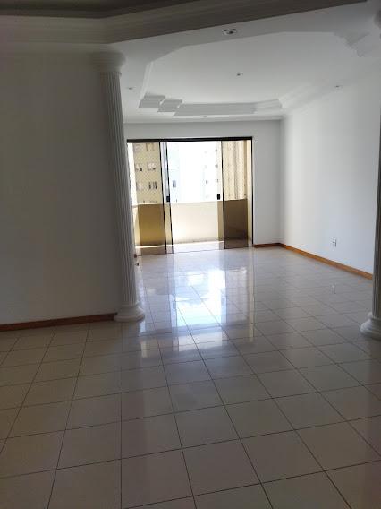 Apartamento à venda com 4 quartos, 136m² - Foto 15