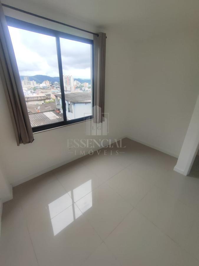 Apartamento à venda com 2 quartos, 68m² - Foto 22