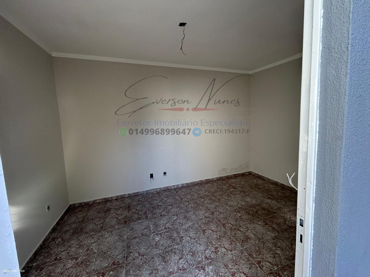 Casa à venda com 4 quartos, 210m² - Foto 15