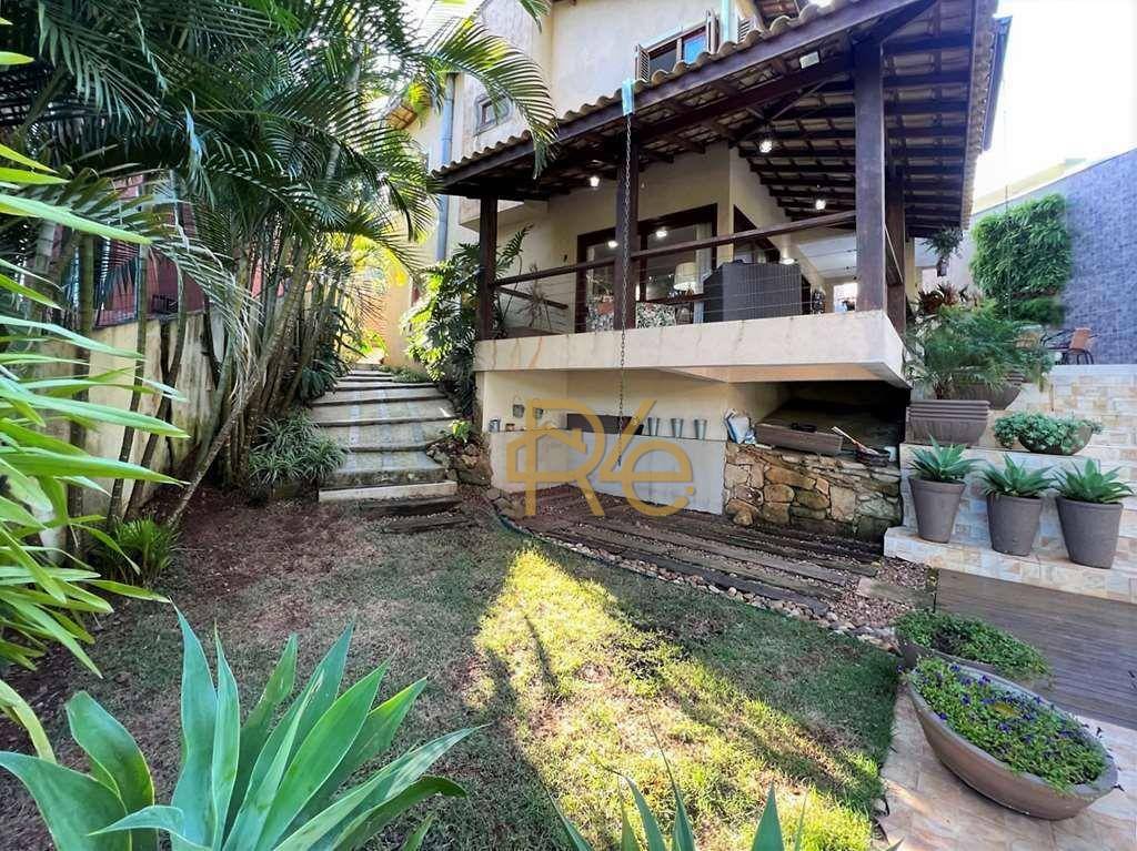 Casa de Condomínio à venda com 4 quartos, 308m² - Foto 32