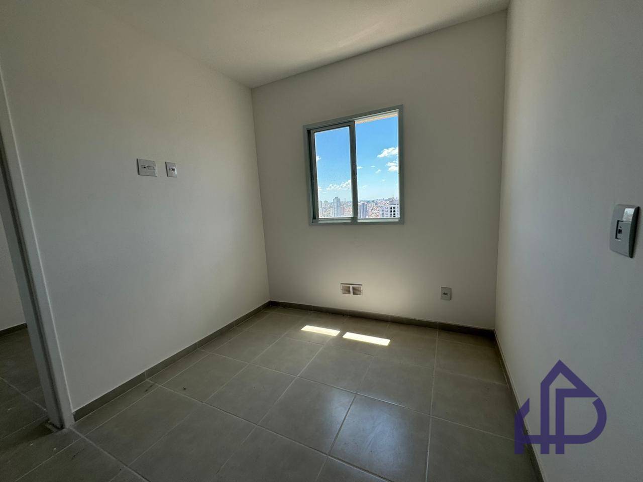 Apartamento para alugar com 2 quartos, 32m² - Foto 2