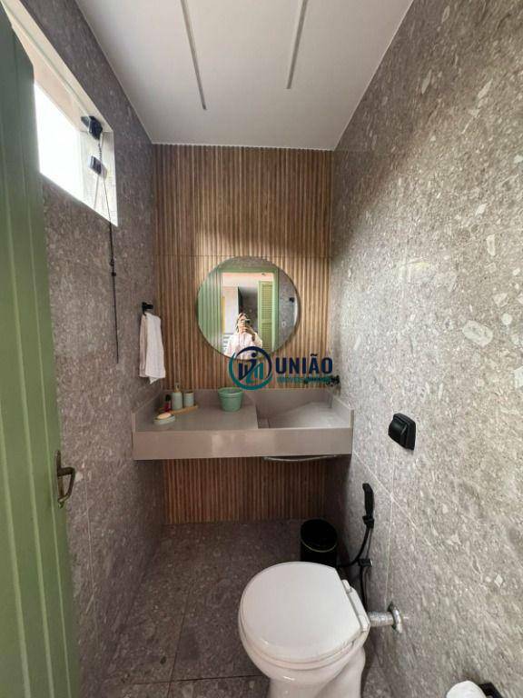 Casa à venda com 4 quartos, 1000m² - Foto 12