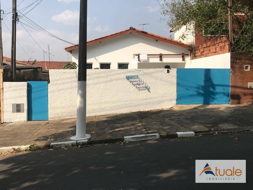 Casa à venda com 3 quartos, 130m² - Foto 1