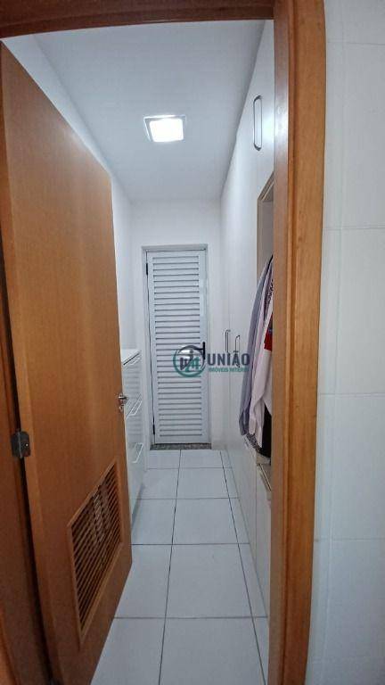 Apartamento à venda com 3 quartos, 130m² - Foto 33