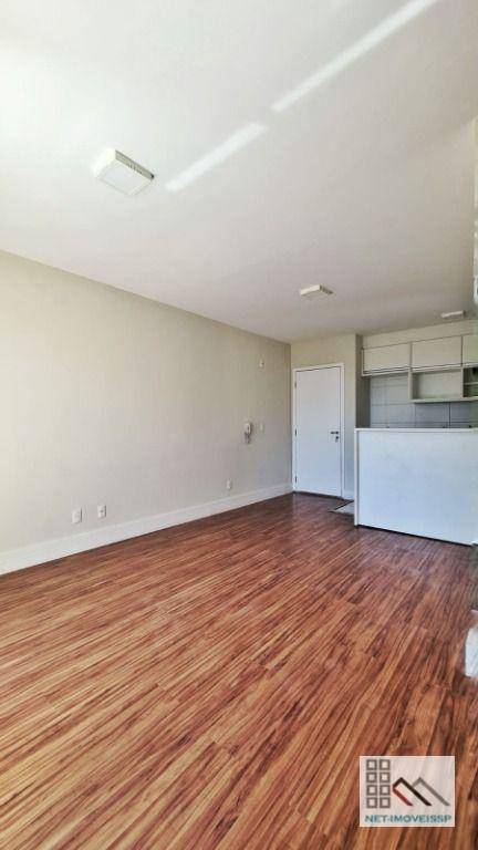 Apartamento à venda com 2 quartos, 67m² - Foto 8