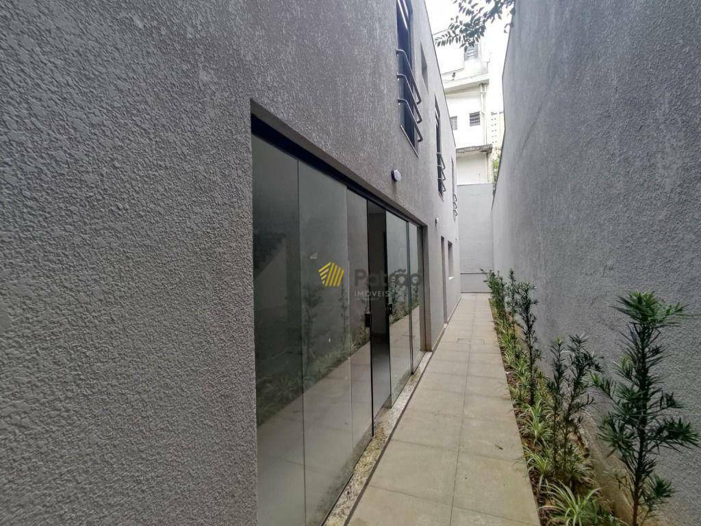 Sobrado à venda com 3 quartos, 200m² - Foto 35