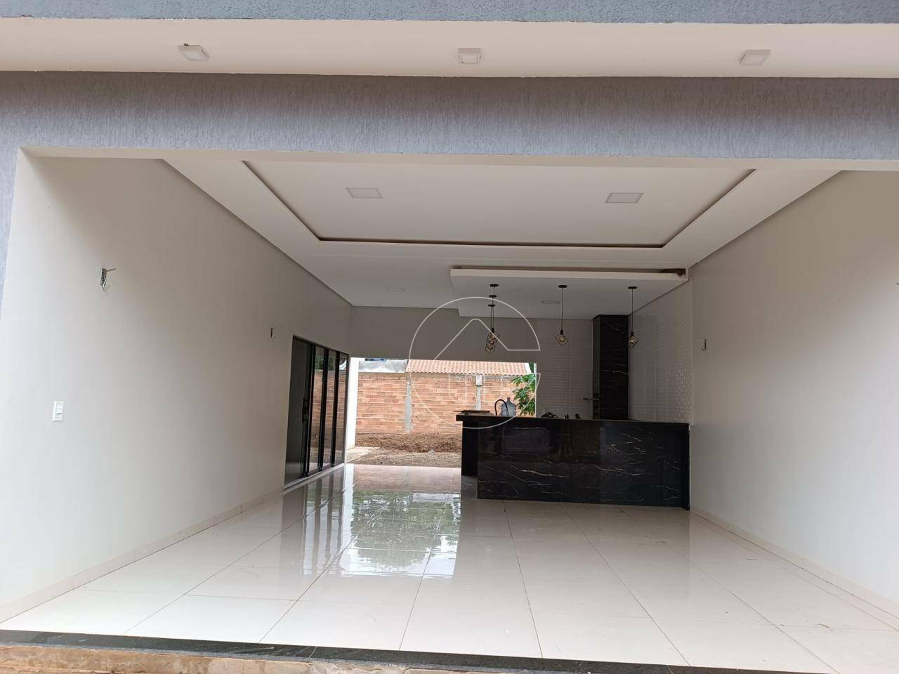 Casa à venda com 3 quartos, 157m² - Foto 1