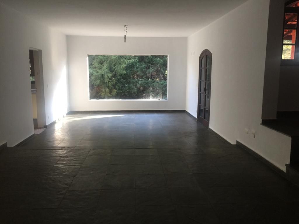 Casa de Condomínio para alugar com 3 quartos, 282m² - Foto 5