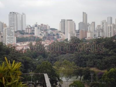 Apartamento para alugar com 3 quartos, 240m² - Foto 31