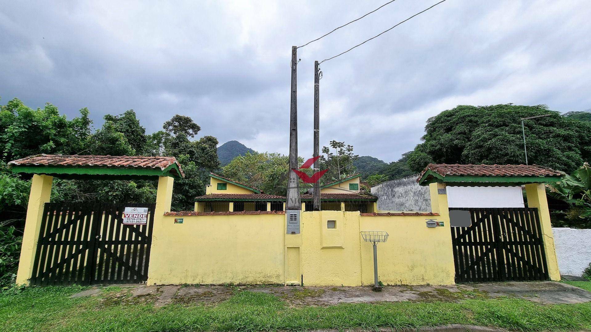 Casa de Condomínio à venda com 4 quartos, 232m² - Foto 1