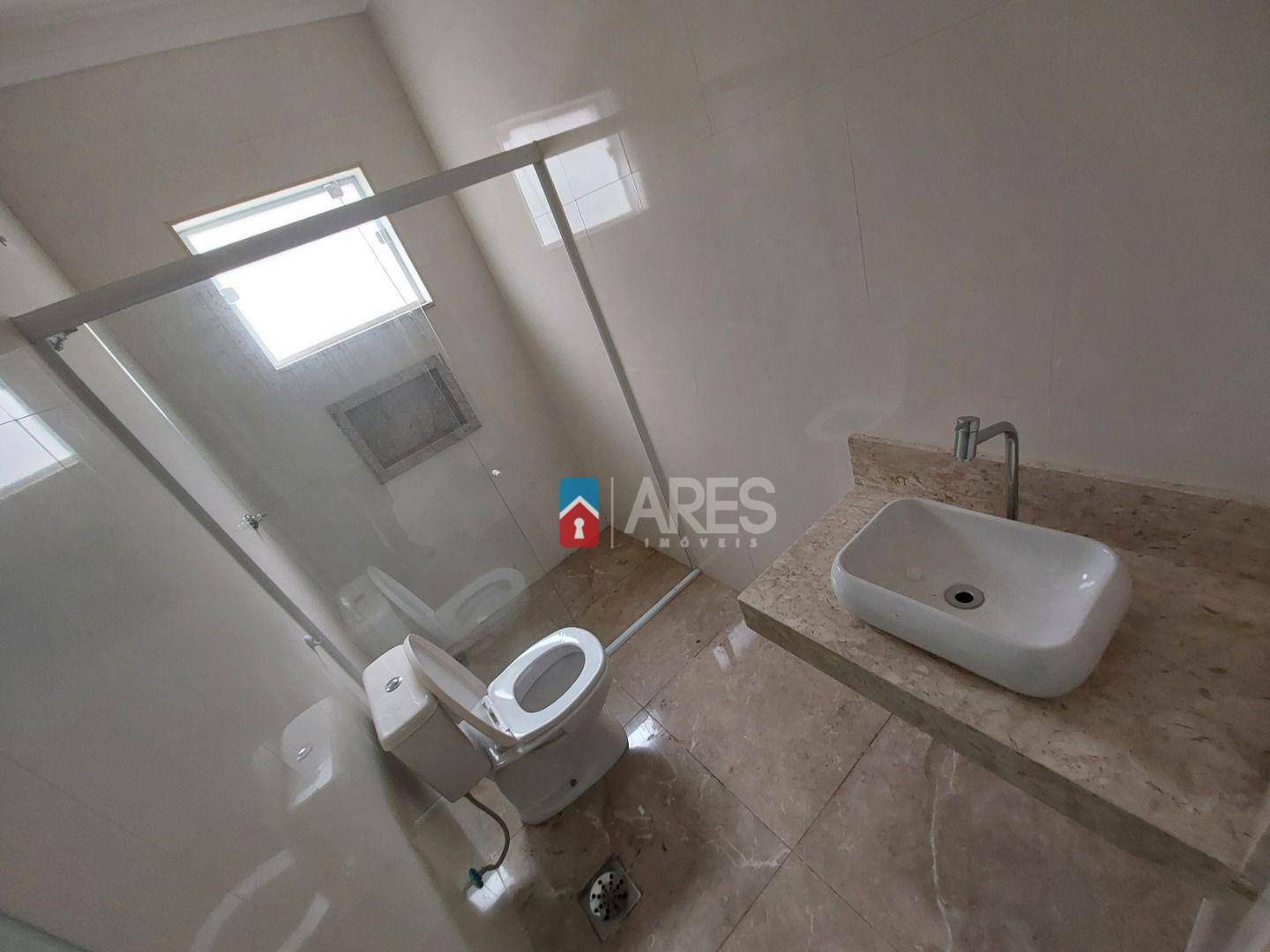 Casa à venda com 4 quartos, 270m² - Foto 12