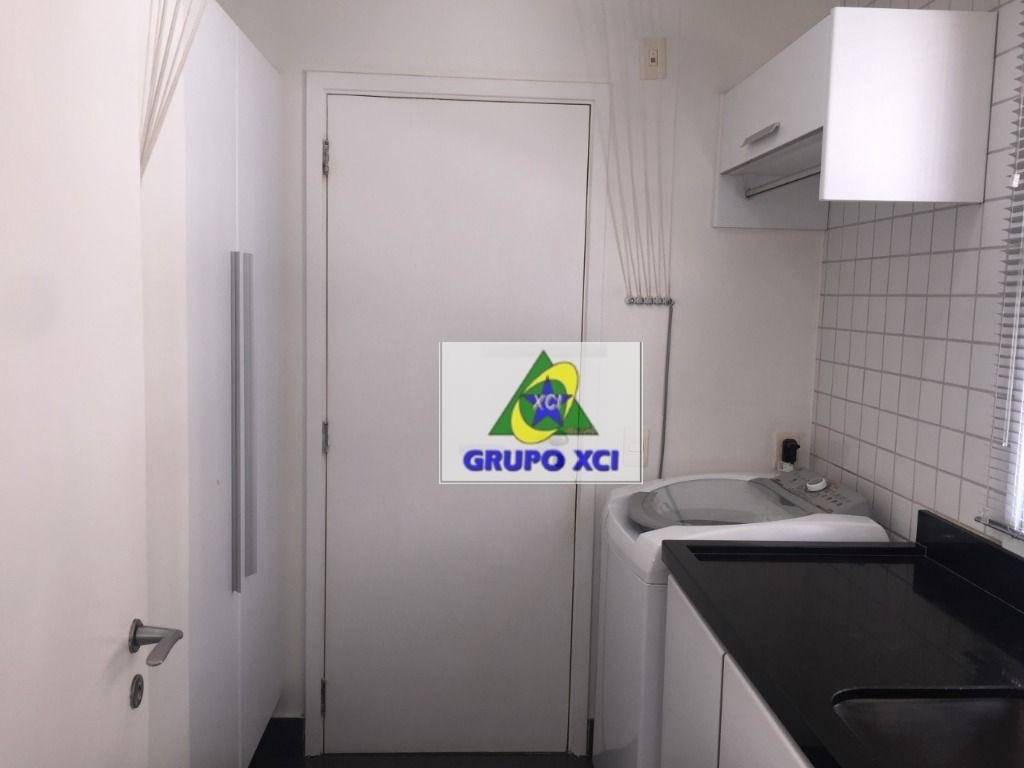 Apartamento à venda com 3 quartos, 136m² - Foto 2