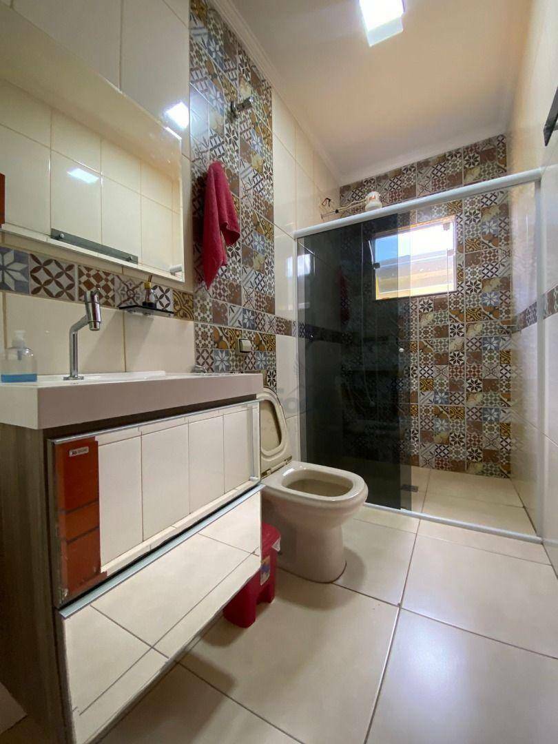 Casa à venda com 3 quartos, 160m² - Foto 4