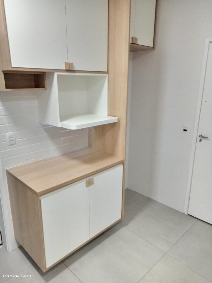 Apartamento à venda com 4 quartos, 130m² - Foto 8