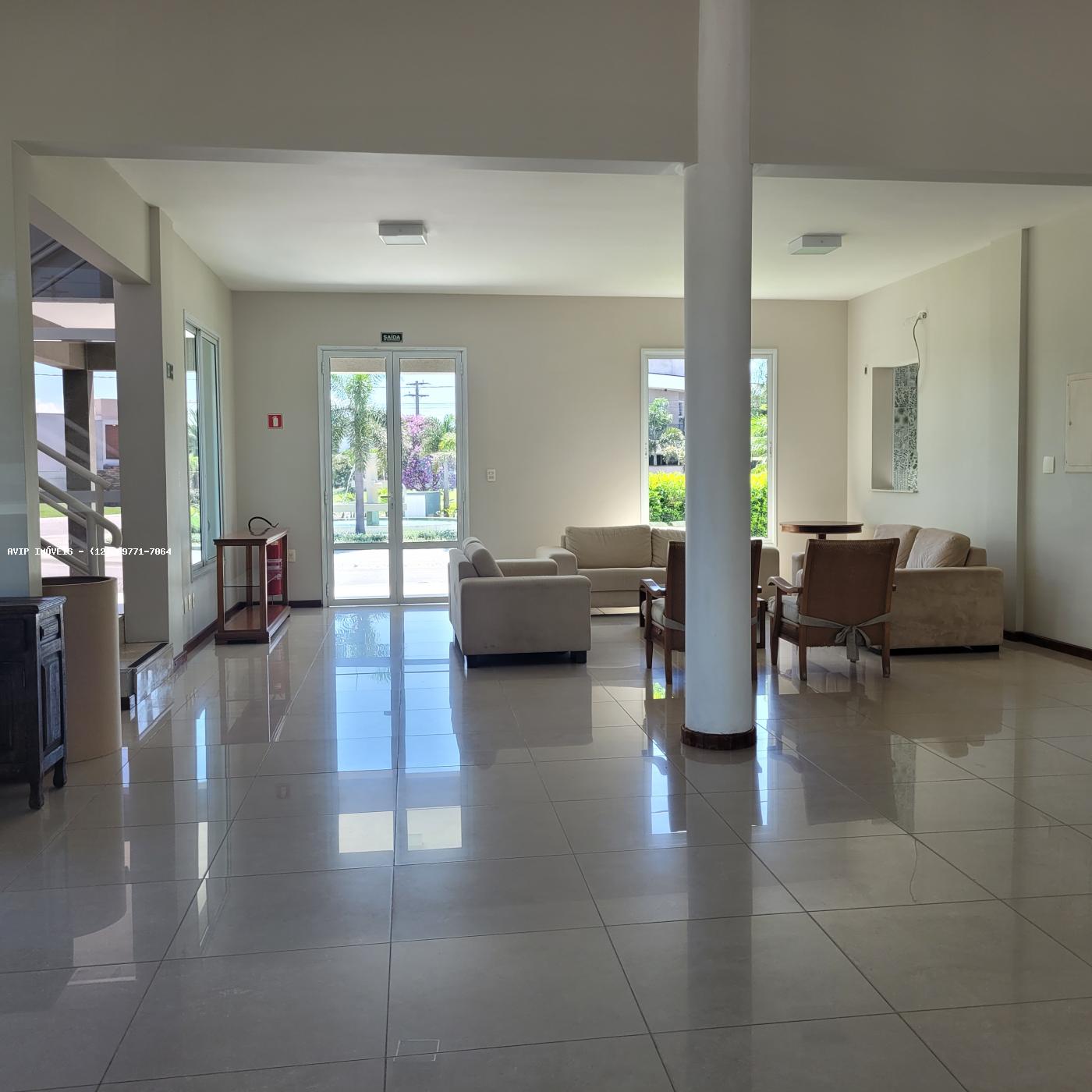 Casa de Condomínio para alugar com 3 quartos, 350m² - Foto 38