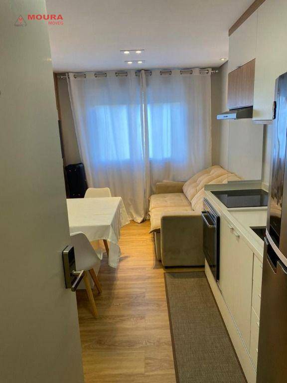 Apartamento à venda com 2 quartos, 32m² - Foto 14