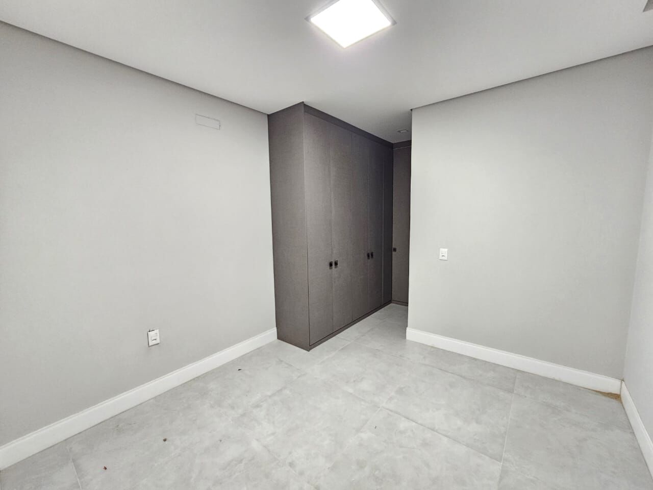 Casa para alugar com 3 quartos, 190m² - Foto 5