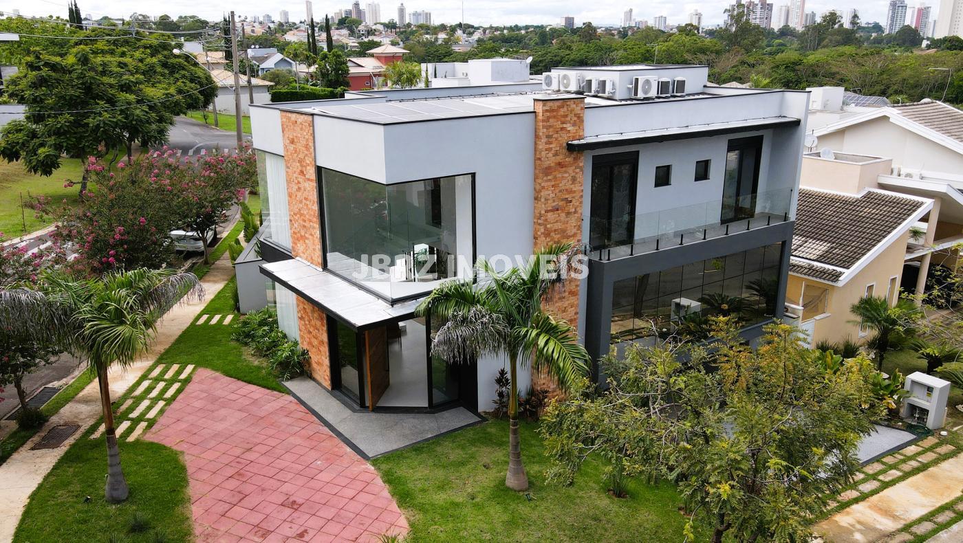 Casa de Condomínio à venda com 4 quartos, 447m² - Foto 1