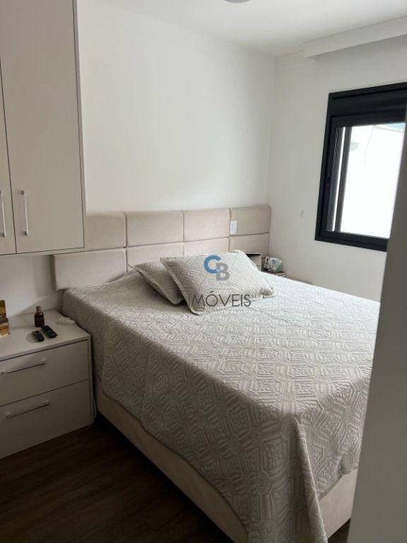 Apartamento à venda com 2 quartos, 84m² - Foto 4