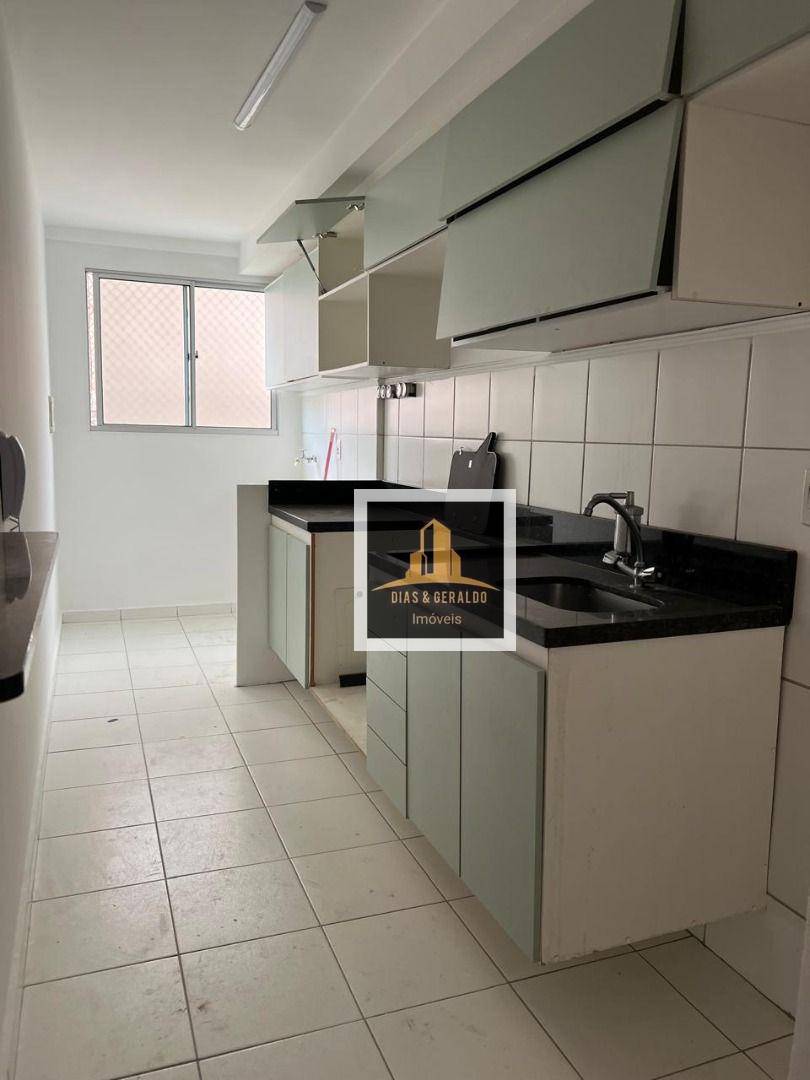 Apartamento para alugar com 3 quartos, 65m² - Foto 6