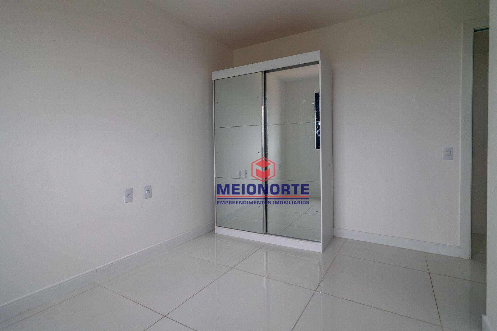 Apartamento à venda com 4 quartos, 143m² - Foto 4