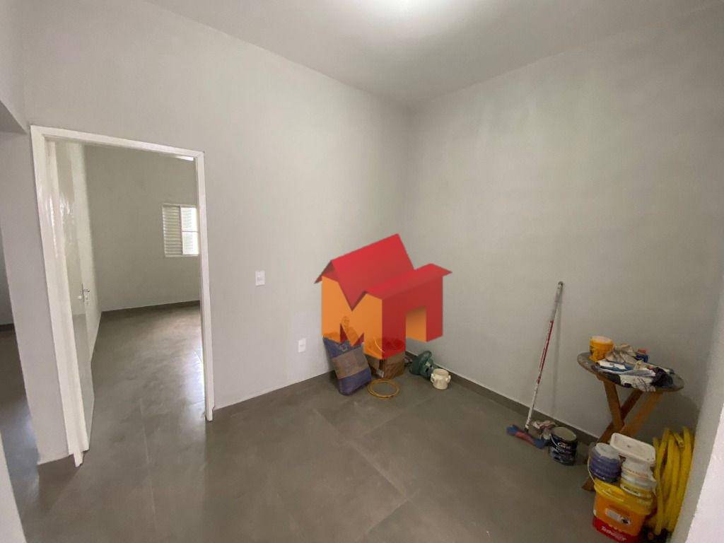 Casa para alugar com 1 quarto, 45m² - Foto 10