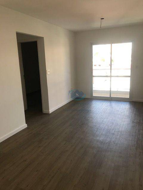 Apartamento à venda com 2 quartos, 63m² - Foto 1