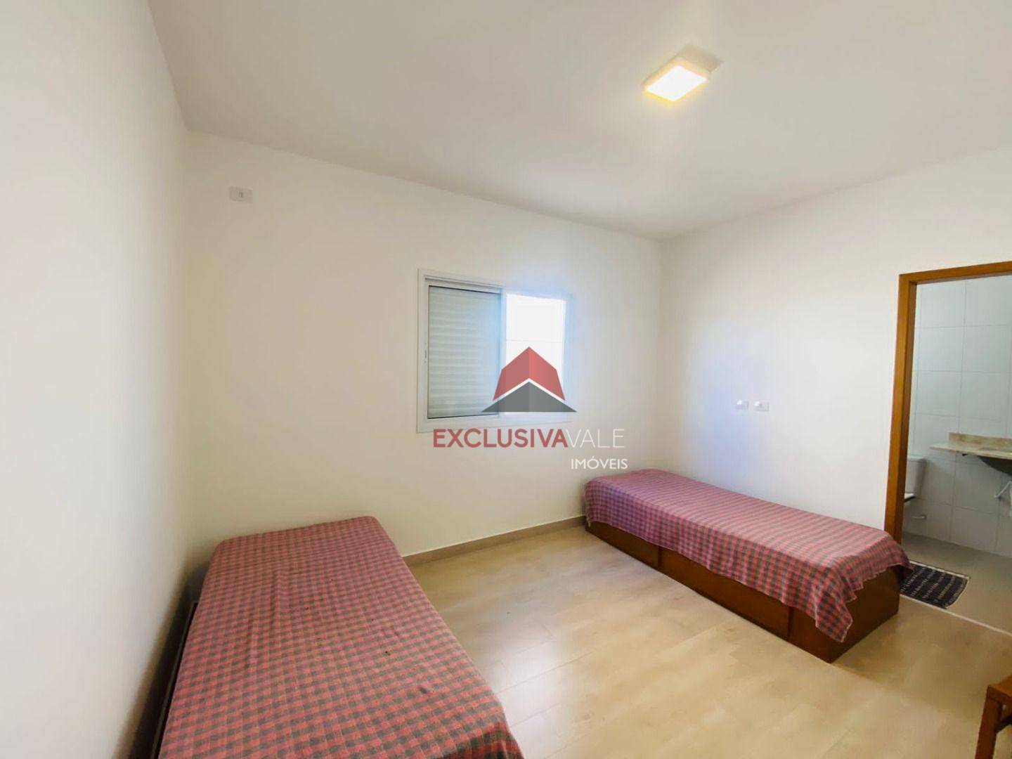 Casa de Condomínio à venda com 4 quartos, 330m² - Foto 15