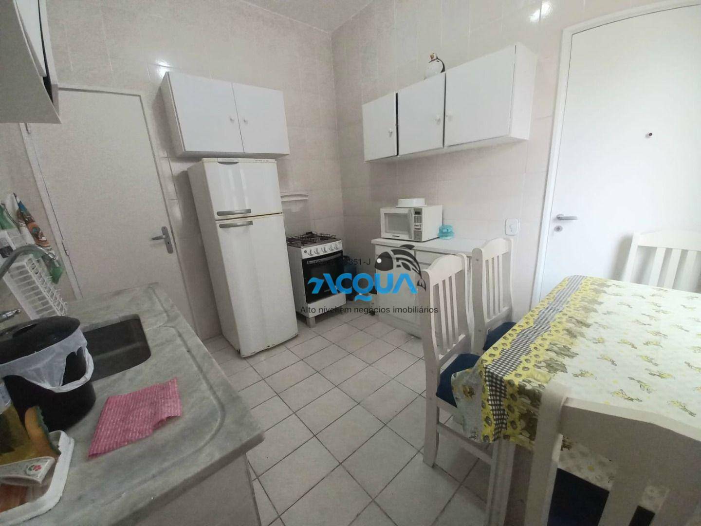 Apartamento à venda com 3 quartos, 94m² - Foto 2