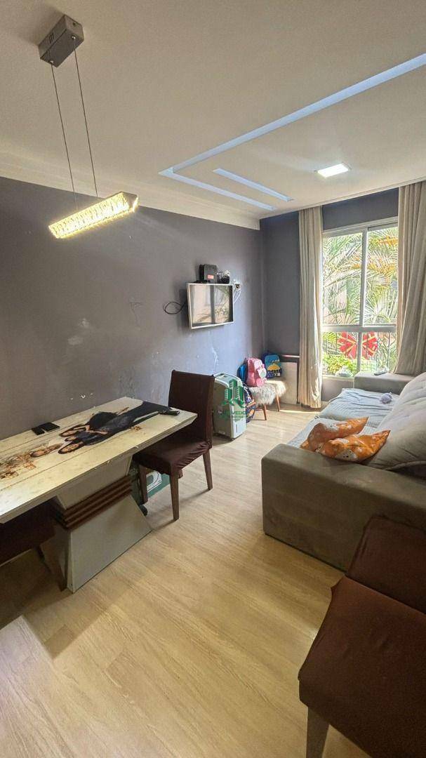 Apartamento à venda com 2 quartos, 52m² - Foto 4