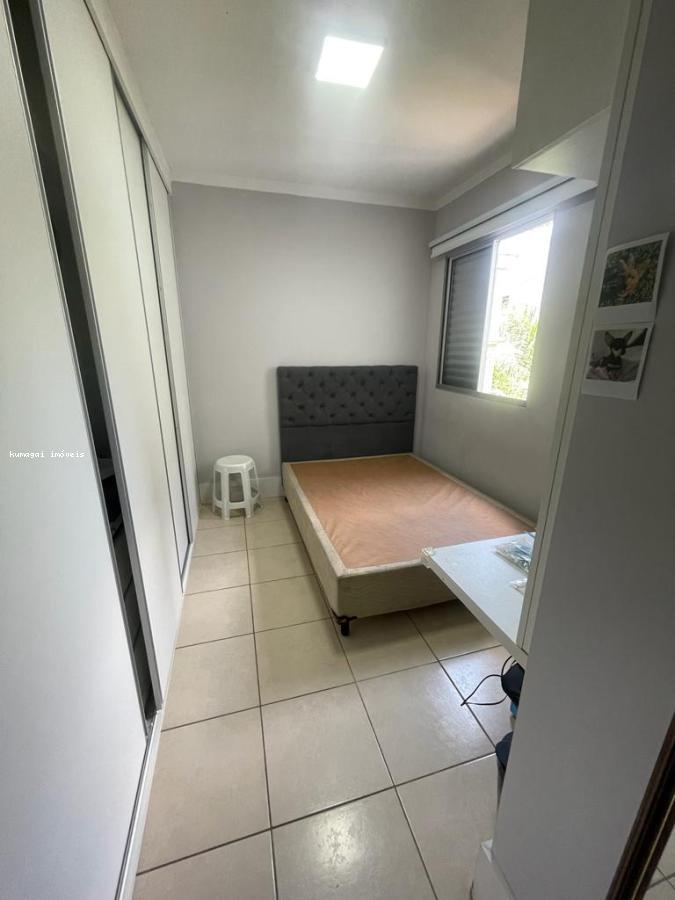 Apartamento à venda com 2 quartos, 75m² - Foto 16