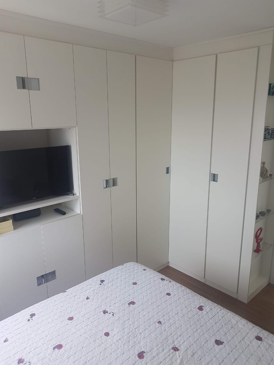 Apartamento à venda com 2 quartos, 68m² - Foto 9