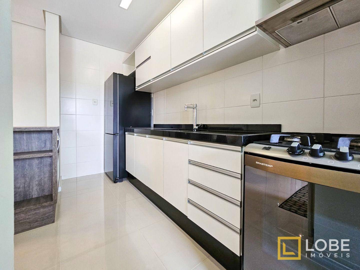 Apartamento à venda com 2 quartos, 69m² - Foto 13