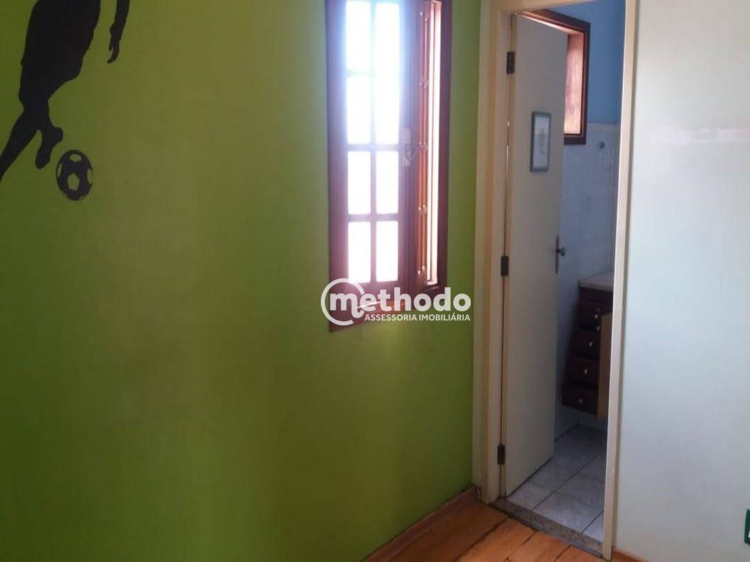 Casa à venda com 3 quartos, 216m² - Foto 17