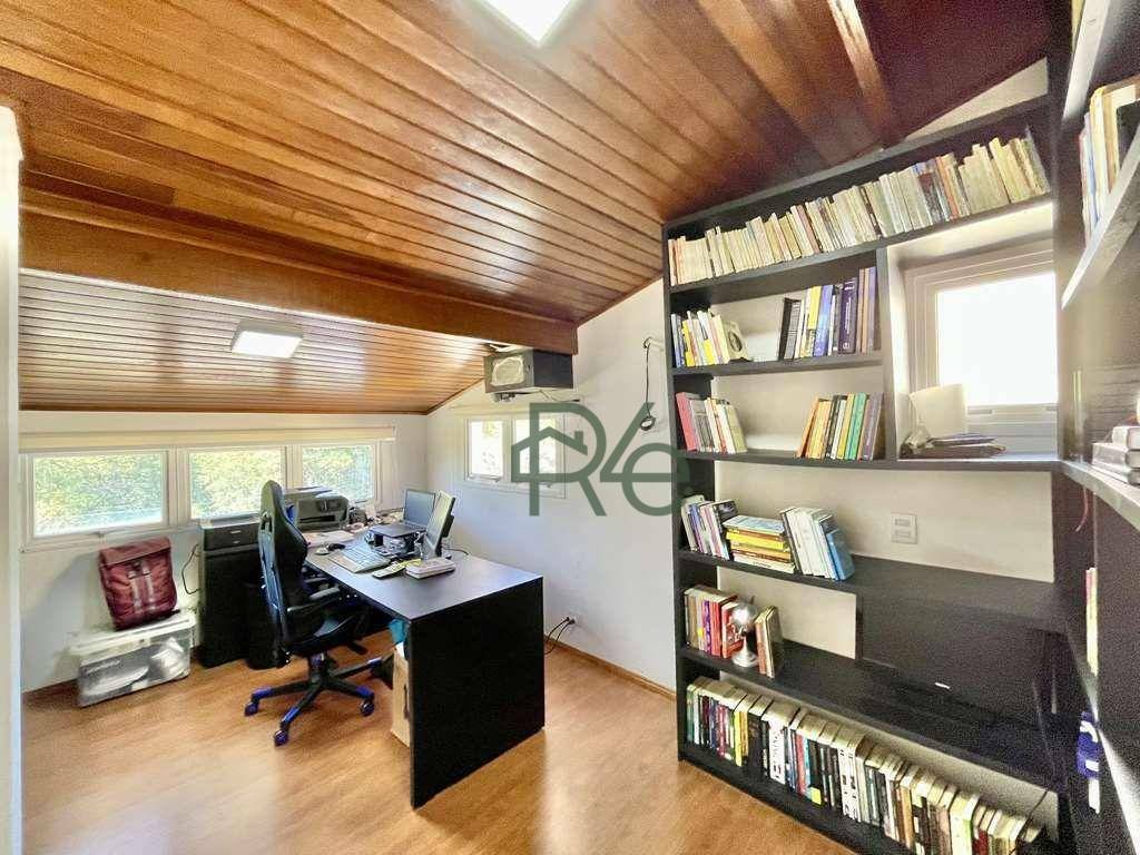 Casa de Condomínio à venda com 4 quartos, 556m² - Foto 31