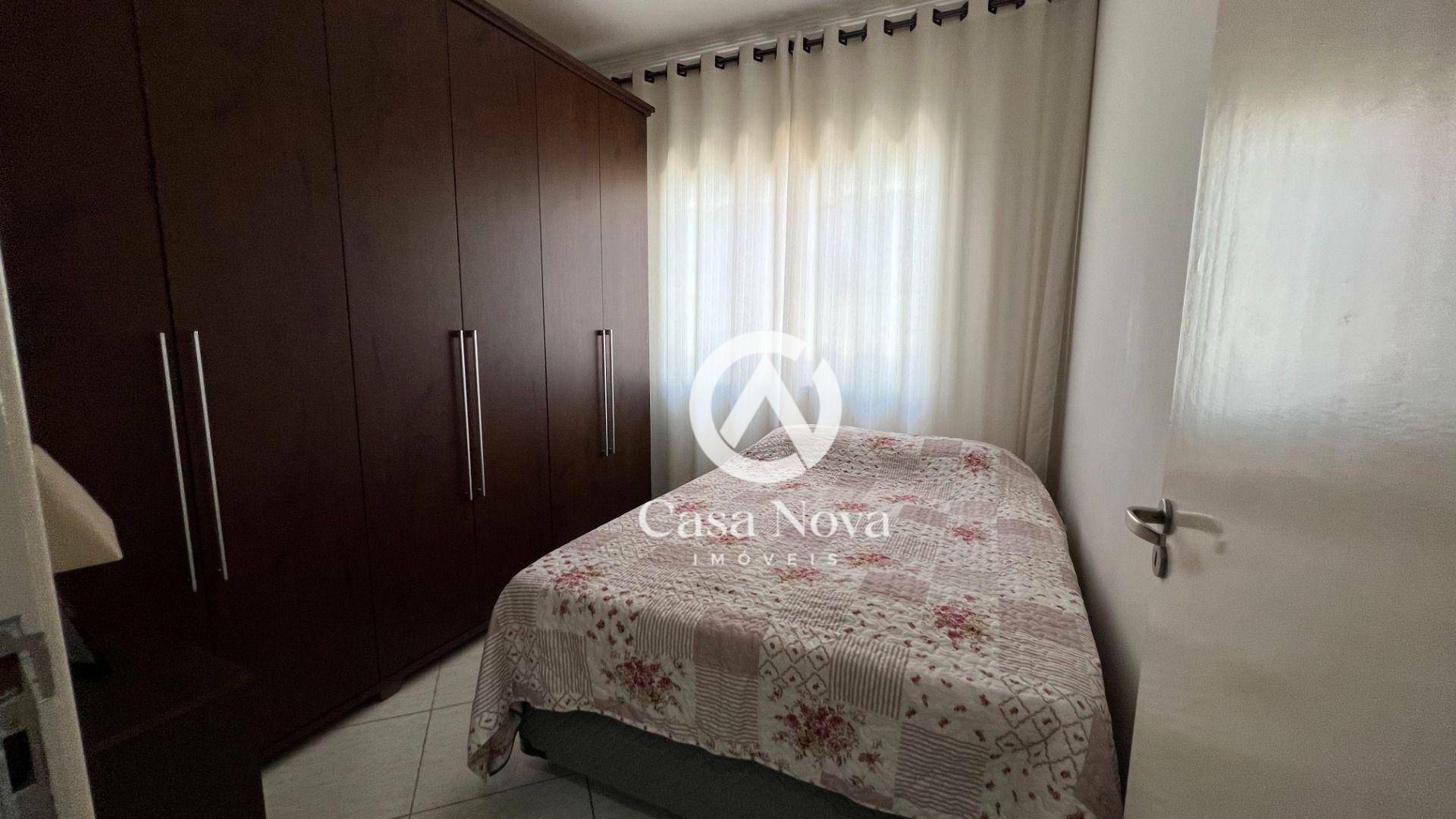 Casa à venda com 3 quartos, 105m² - Foto 8