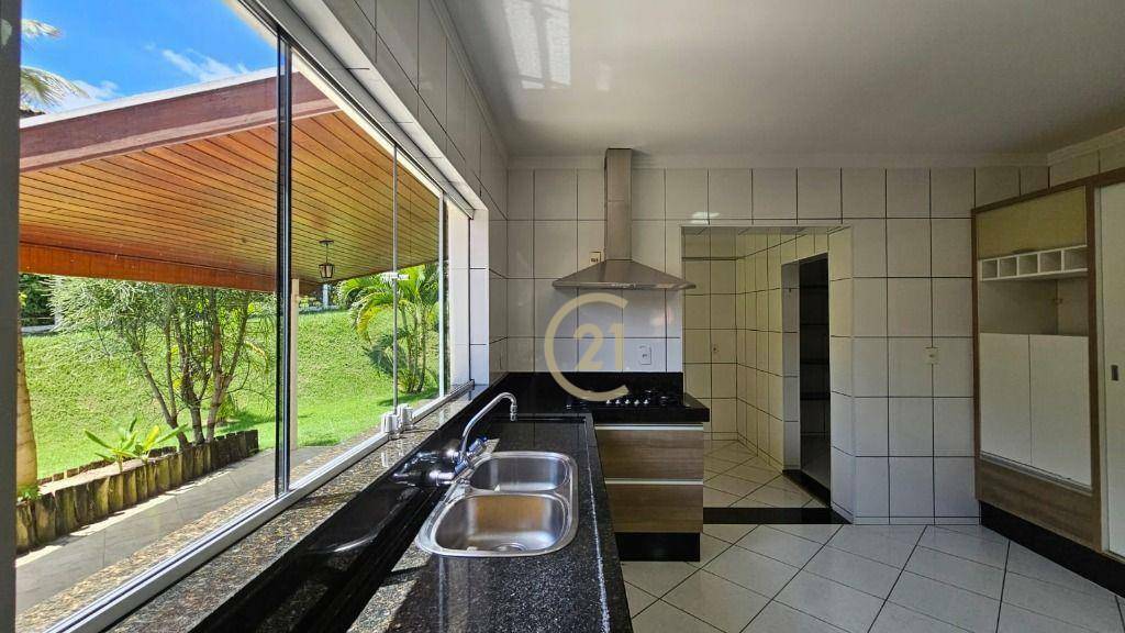 Chácara à venda com 5 quartos, 660m² - Foto 5