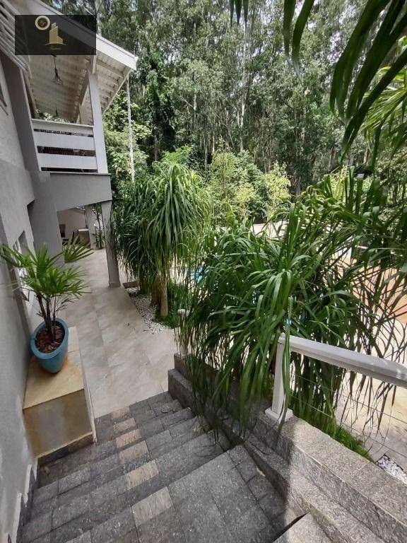 Casa de Condomínio à venda com 3 quartos, 360m² - Foto 19