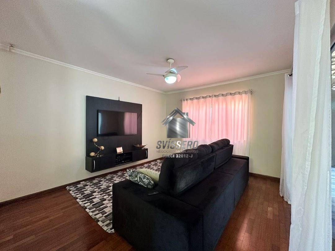 Casa, 3 quartos, 208 m² - Foto 4