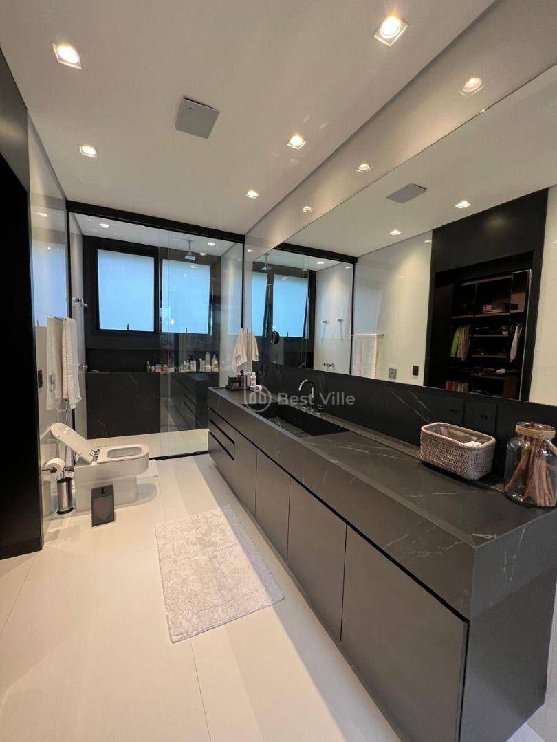 Casa de Condomínio à venda com 5 quartos, 1070m² - Foto 31