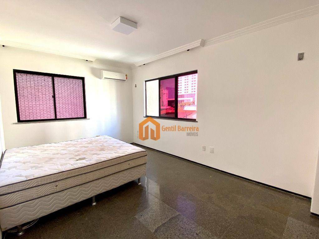 Apartamento à venda com 3 quartos, 215m² - Foto 18