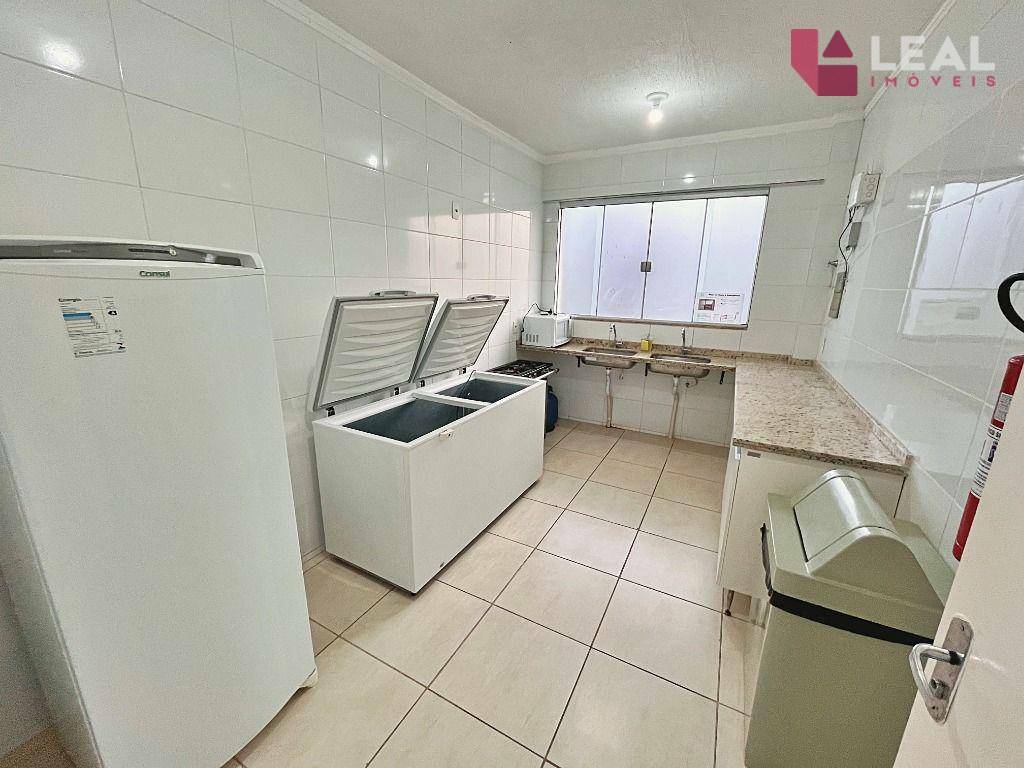 Apartamento para alugar com 2 quartos, 50m² - Foto 24